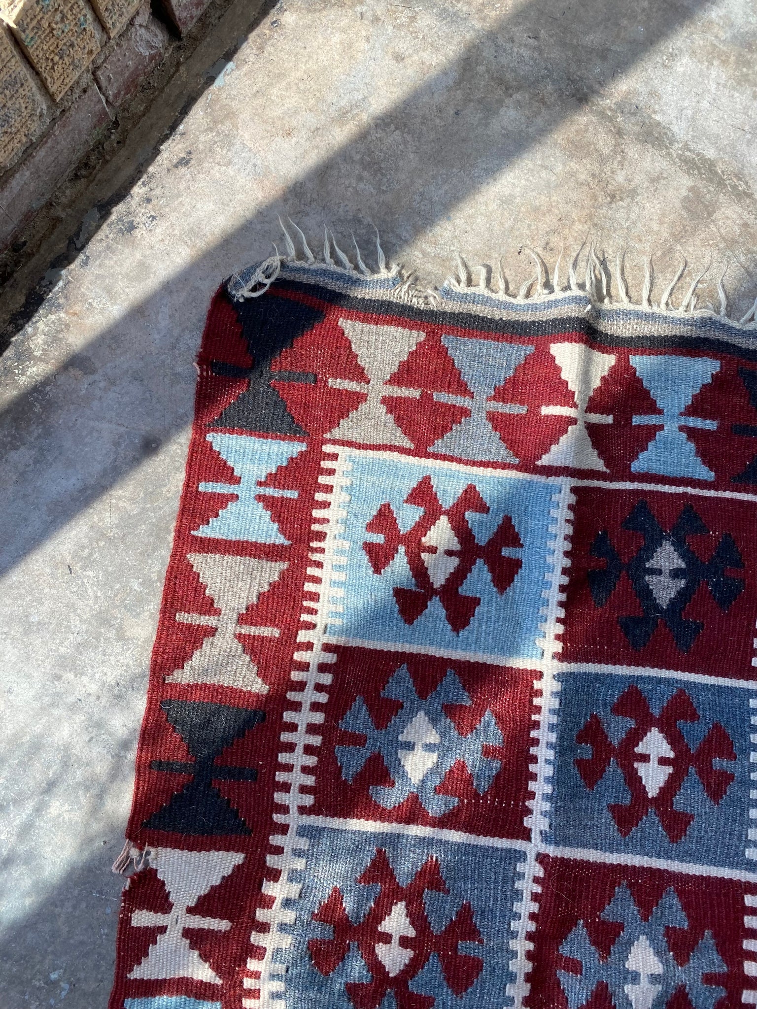 Vintage Small Hand Woven Turkish Kilim Rug