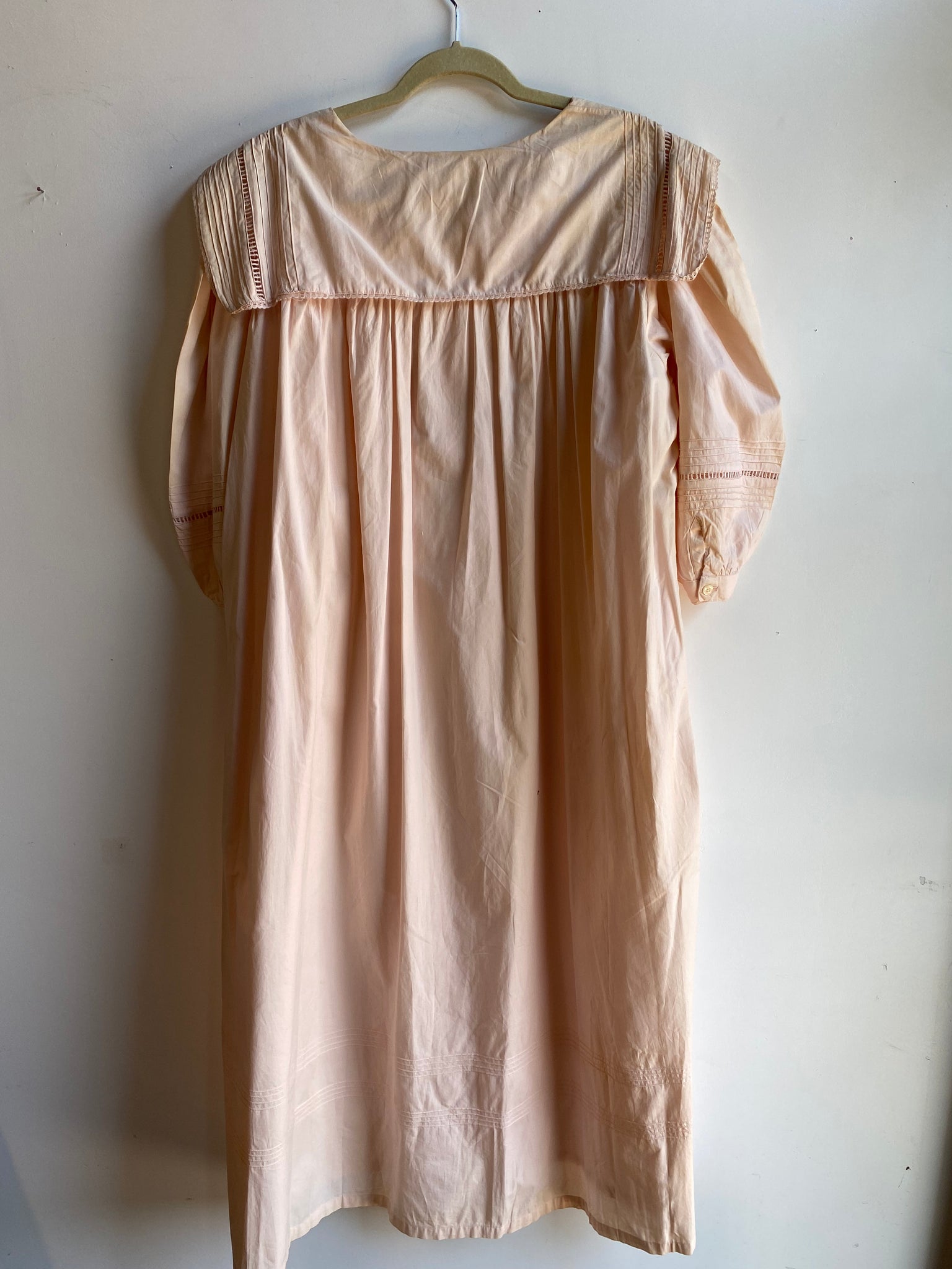 Deadstock "Aria" 1980s does 1920s Pouf Sleeve Pale Pink Dress