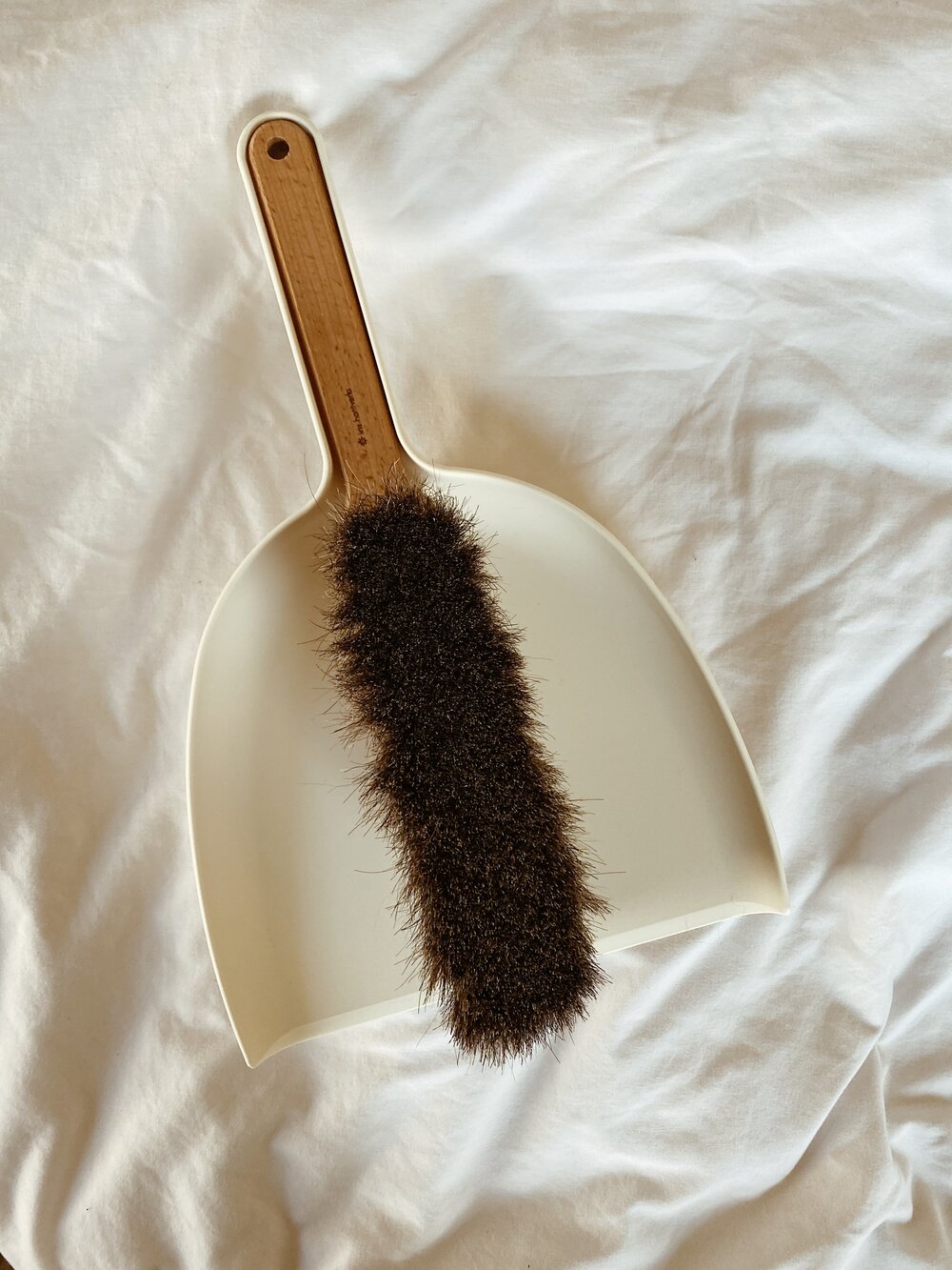 Wooden Utility Dust Pan and Brush Set – Farmhouse Pottery