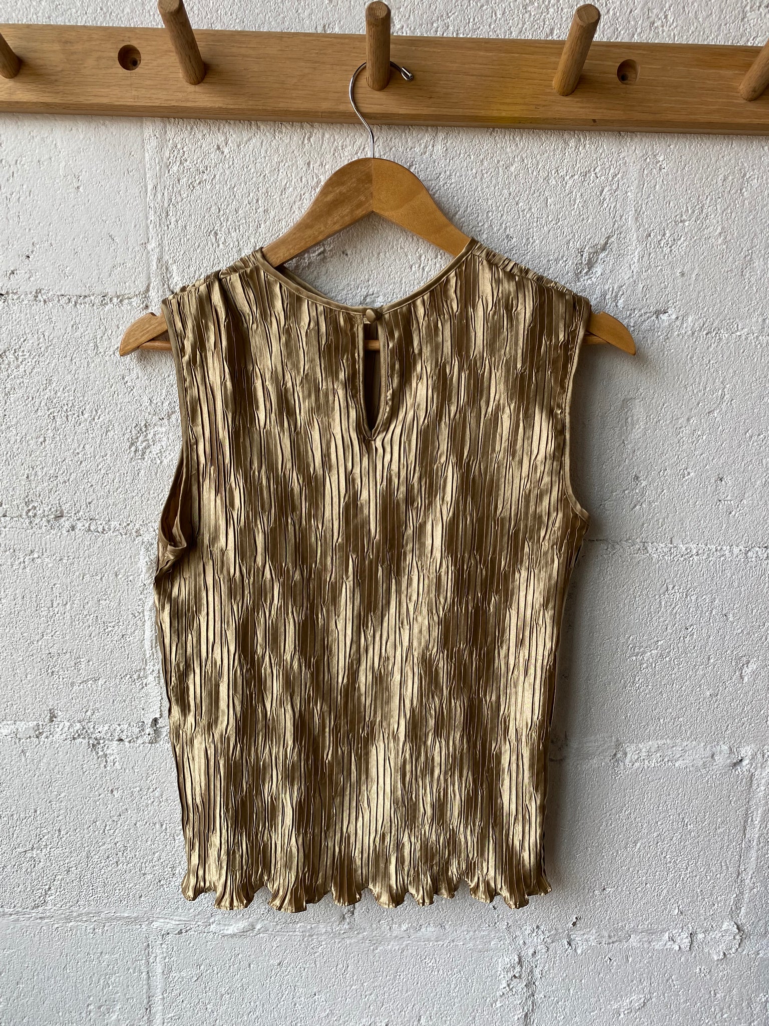 Vintage Pleated Gold Top