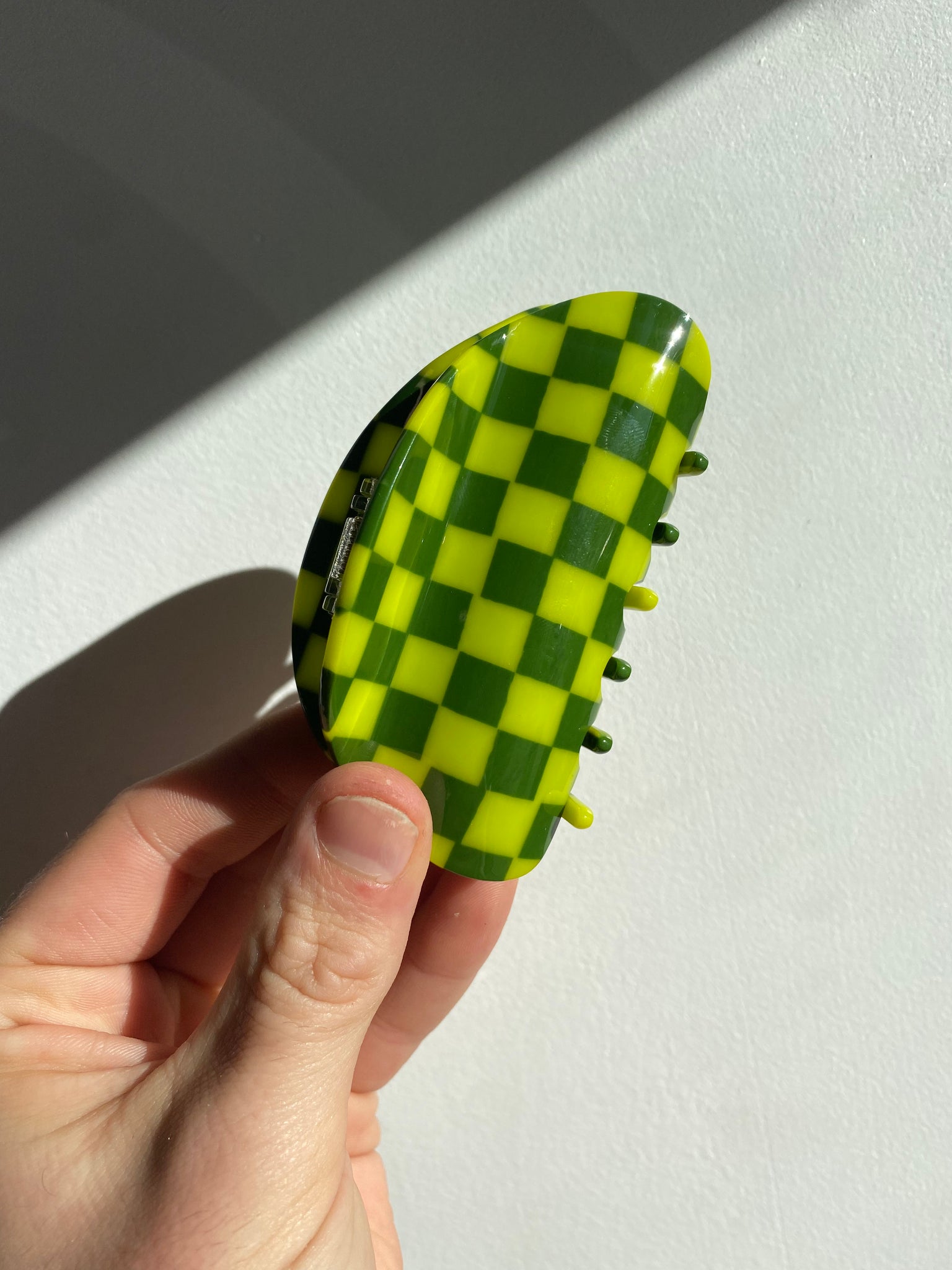 Large Claw Clip in Checkered